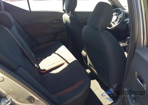 2024 Nissan Kicks Sr Xtronic Cvt из США, поврежденный, VIN 3N1CP5DV4RL488500